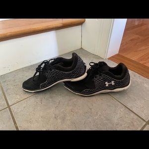 Used Under Armour womens sneakers